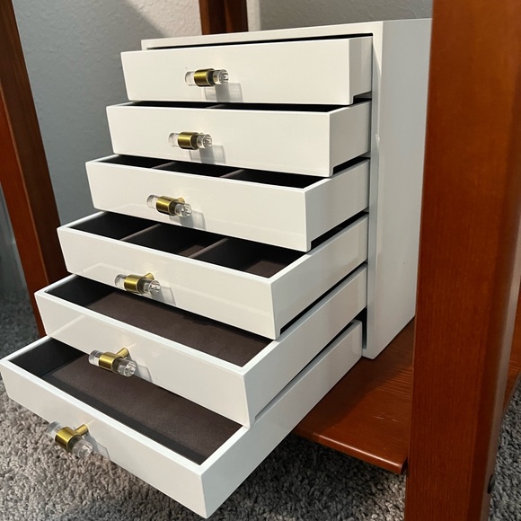 Two Kendra Scott Jewelry Boxes - Picture 5 of 5